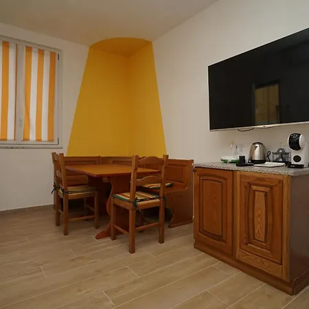 Casa Carlotta *