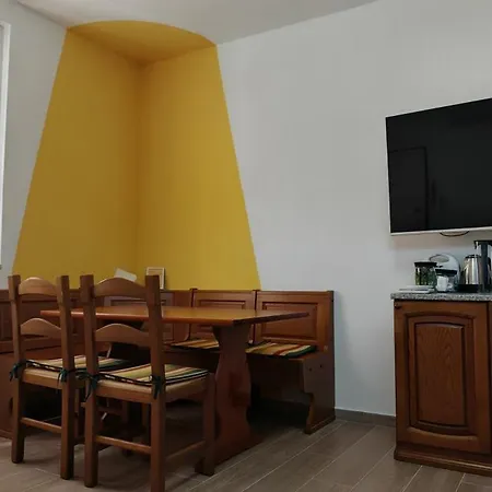 Casa Carlotta 아파트